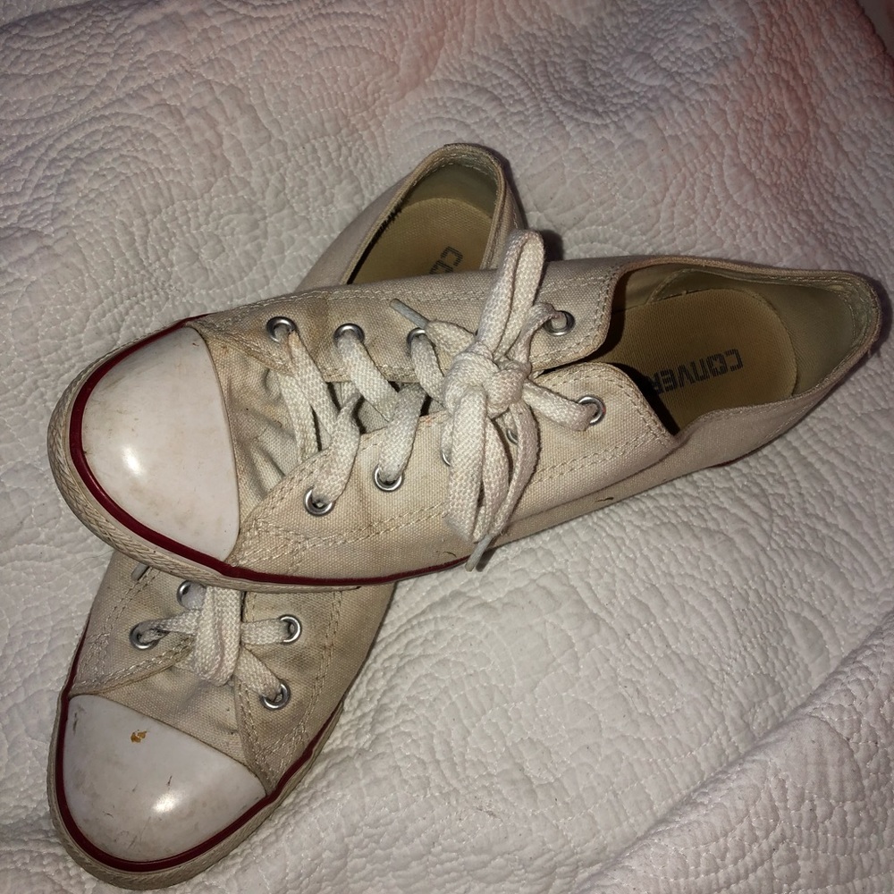 White/Red Converse